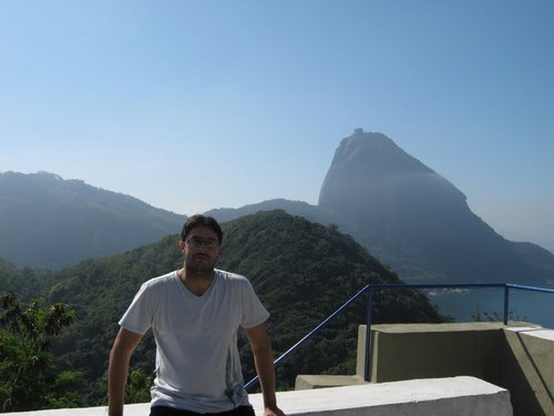 moises0183's profile picture. 