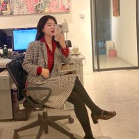 Alice Everra (@alice_everra) Twitter profile photo