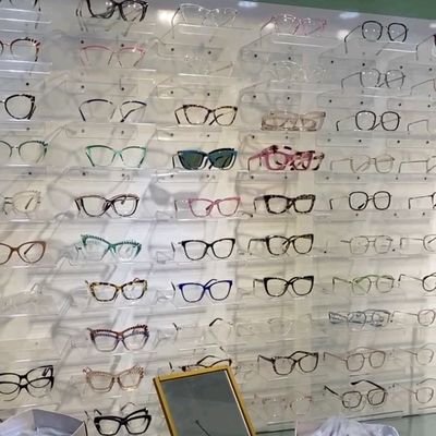 Main business: sunglasses, frame glasses, reading glasses, children's mirrors。
WeChat +8613757693690