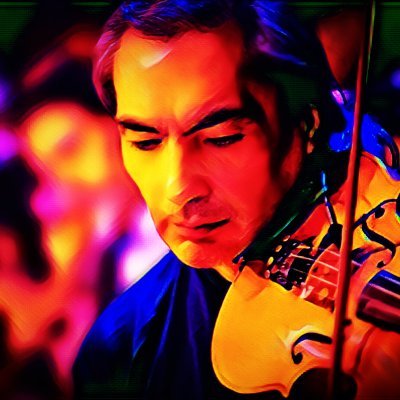Ecuadorian musician, viola player, composer, artistic coach. World Music, Classical, New-Age music, Ambient Experimental Progressive.