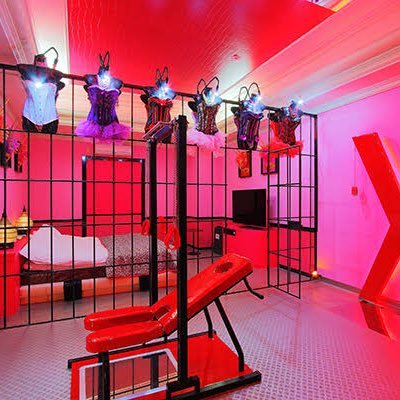 LlqmqYWFSLwcwiy's profile picture. 処女大歓迎