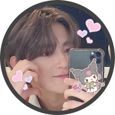 YoonWo0's profile picture. 365일 유누생각💭🖤 #트렌드지 #윤우 #우쭈오쭈dD