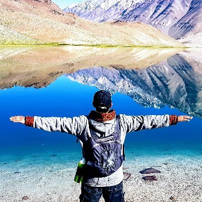 Sauravroy777's profile picture. Hopeful realist and an open-minded foodie & wanderer.