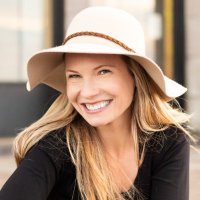 Jen Nilsson I Travel Writer & Blogger π (@lensofjen) 's Twitter Profile