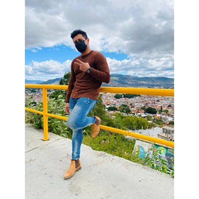 Enock_Gones's profile picture. Era una promesa en el fútbol pero me chingué la rodilla