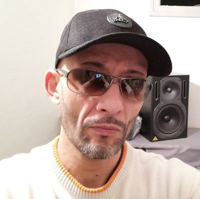 ▶ Producer, Remixer, Dj, @JUKE_TRAX...
https://t.co/bZxukvjWDi /
https://t.co/gYoomZmaXa