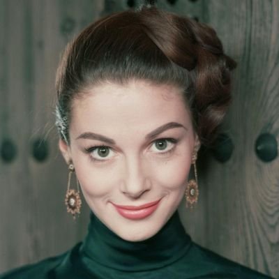 makesmedown's profile picture. 