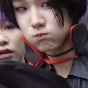 immaredisa's profile picture. she/her