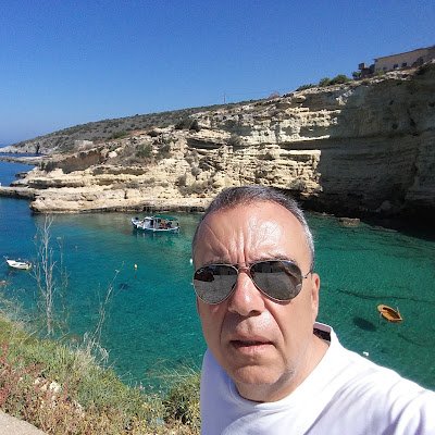 axiotis_e's profile picture. 