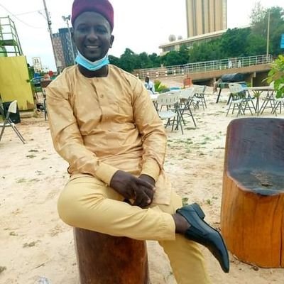 Acteur de la vie associative, entrepreneur actif.