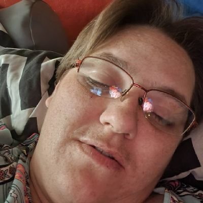 I'm a wife and a stay at home mom of 2 teen boys. just enjoying life. I like to take photos, hang with family, fish and hunt.