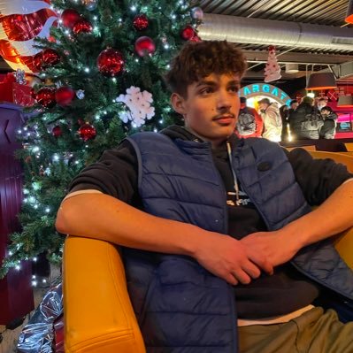 CharlesDbrk's profile picture. 