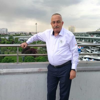 şehirler arası otobüs şoförü