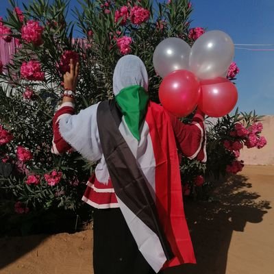 الشمس في عليائها أنثى وكل الطيبات بنات 🥰 ✨ 🌸
