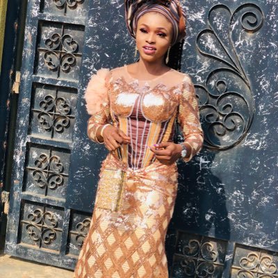 no1fashionist's profile picture. WhatsApp @09031318551 ig @mhidestylings please contact for your nice &creative styles 👗🪡🧵