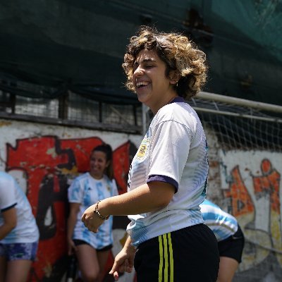 yamidiazrocks's profile picture. Ley 27.610💚
Educación especial 🤓
Electricista domiciliaria 👷
Militante de géneros y diversidades 💜