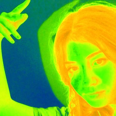 suderenda's profile picture. I don't know what to call myself but sometimes I take pictures /Istanbul https://t.co/eMFKnOtE36