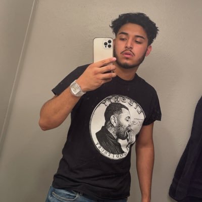 infamousmarco_'s profile picture. Satire. 🗿