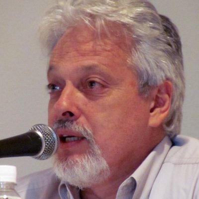 Docente de la Universidad Nacional de Rosario (Santa Fe - Argentina) 1984-2021, miembro del Mirador de la Actualidad del Trabajo y Economía - MATE