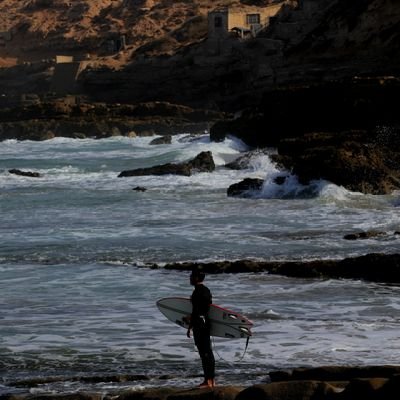 Astillass's profile picture. Atrapado entre la gente