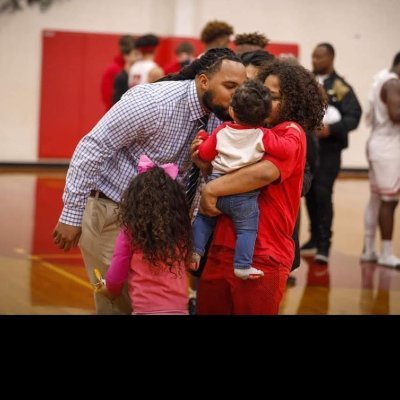 God Fearing Man
Proud Husband-Proud Dad

But the Fruit of the Spirit is Love, Joy, & Peace.
LoveThoseWhoDontLoveYou

 🏀 Bremond Boys Head Basketball Coach 🏀