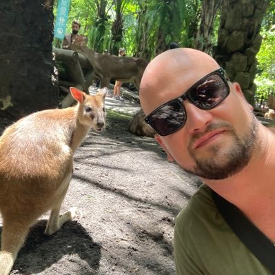 michal_purple's profile picture. Zlepšuji výkon on-line marketingu pomoci kampaní vedených do Messengeru a Instagram Directu.