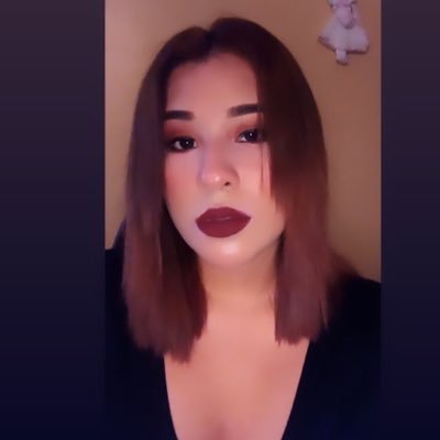 Janiesuarez201's profile picture. Treat people with kindness