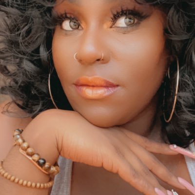 BADJnco's profile picture. Catarshia's life👑 taking it one day at a time👣