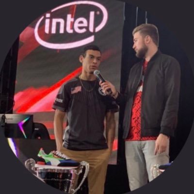 Ceo of @GearedEsports | Executive Recruiter @GlytchEnergy & @SpacePandaDelta | Halo Infinite College National Champion 2022🥇| Pax east 2019 Apex Pro Am🥇|