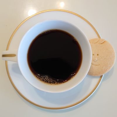 珈琲好き☕☕
美味しい珈琲が『いつでも』『どこでも』『あらゆるところで』楽しめるようになれば良いなぁ〜(*_*)😌
あとは美味しい食べ物も😁👍