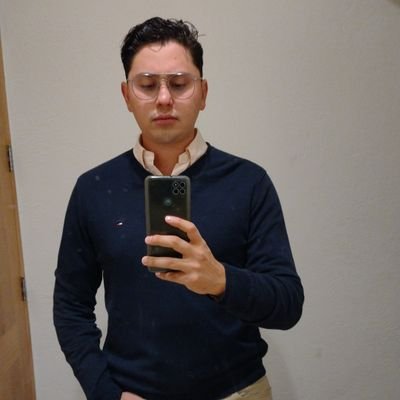 estudiante de física
amante de mi México
creyente del ser humano