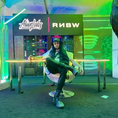 Forest Fam ⚡️🌲💚 Flow/Shuffle ♐️ DirtyBird 🐣🕺 NSD 👽 EMT 🚑▶️MHT-II🧠🔜Nurse👨🏼⚕️ Insta: @ Scottie_knowsss 🌄