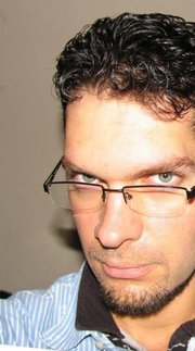 bziveo's profile picture. 