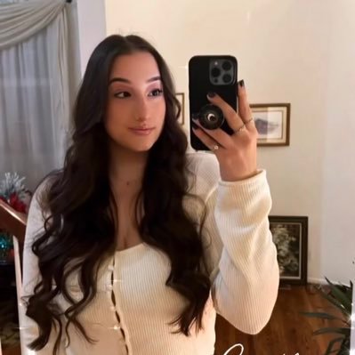 elenaaa_02's profile picture. |Zoinks Scoob|Albanian|Greek|