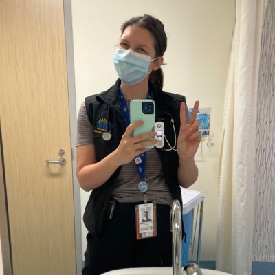 PGY-3 @ubcpeds 👼🏼 | MD @uoftmedicine 🩺 | #pathyfellowship 🌎 & @stfxuniversity alum 🙅🏼♀️ | auntie ♥️ | bookworm 📚 | she/her 🌈