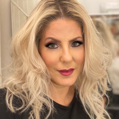 mindyshear's profile picture. Celebrity make up artist, Specialize in airbrish make up, destination weddings. Virtual Franchise in Health Wellness and Beauty. business Coach