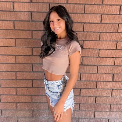 meganjeanxo's profile picture. 21 | she/her