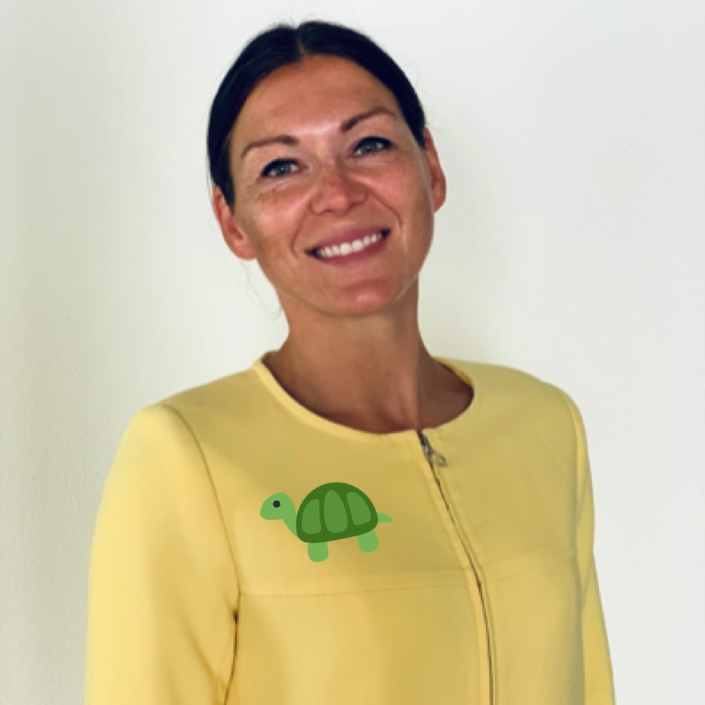 DrGumula's profile picture. PhD in Pychological Creativity Research, #forgetbrainstorming #WorkingMom, #OrganizationalDevelopment #transformation new Workshop #Changemanagement