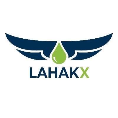 Spray your farm at the push of a button.
LahakX is an agri-robotics technology company enabling modular swarms of autonomous spraying drones.