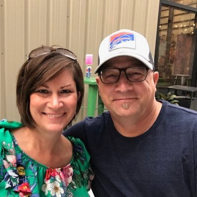 MDominator716's profile picture. #MarketDominator #TopRealtor #Top1% #AwardWinningAgent #RealEstate #AgentServingAllofWNY #WNYMetroRoberts