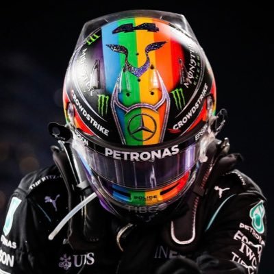 he/him | SIR @LewisHamilton 🐐 | #TeamLH 💜 | #LH44 #VB77 #CL16 #PG10