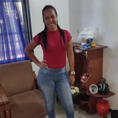 Licenciada en Contaduría Pública/ Deportista #Voley/ Olo Obbatala