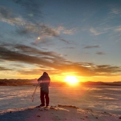 lorientree's profile picture. Co-founder Figment.  

Drinking water, chopping wood.

How do you know you are right?