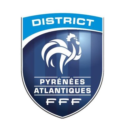 Entre océan 🌊 et montagne ⛰, le football qui gagne ⚽️ #footpyr64 . Facebook : District de Football des Pyrénées-Atlantiques