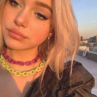 mia_nude184's profile picture. Cc mais loulou 💞 je échange des nudes , si ça vous intéresse venner en privé 😉