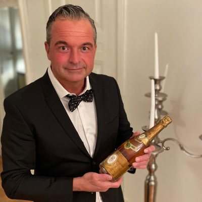 gharib_michael's profile picture. 