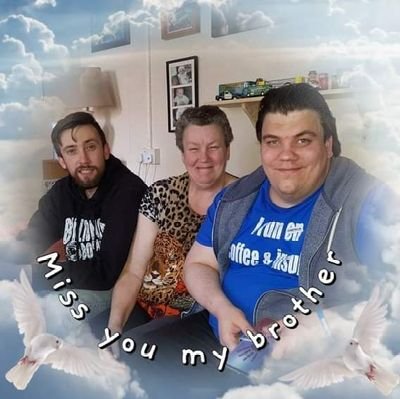 👶🏻 Born: 16 August 1990 👶🏻
💉 Type 1 Diabetic (16/05/2017) 💉
🚬 Quit Smoking (26/11/2019) 🚬
💙 Family 💜 Fiancée 💚 Friends 💛 my little bro, David 😇💔