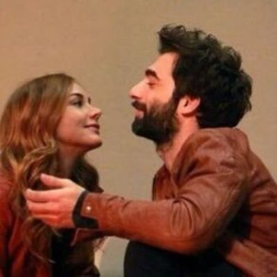 'من الألفينات وأنا رغَد الكوكب صديقه ولطيفه ورائعه دائماً أؤمن بالحب والجذب والجاذبيه
الرغَد الوحيد وهذا متفق عليه🦋 '