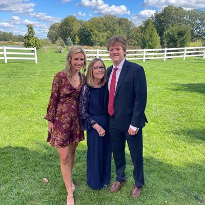 DonovanLilly's profile picture. GCSU ‘22                                        https://t.co/p1Ywyq0H8V