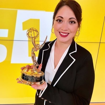 Emmy award-winning news anchor for @SpectrumNews1TX morning show • @UTJSchool grad • lifelong Texan • wife & mom • IG: alexstockwelltv • tweets/views are mine